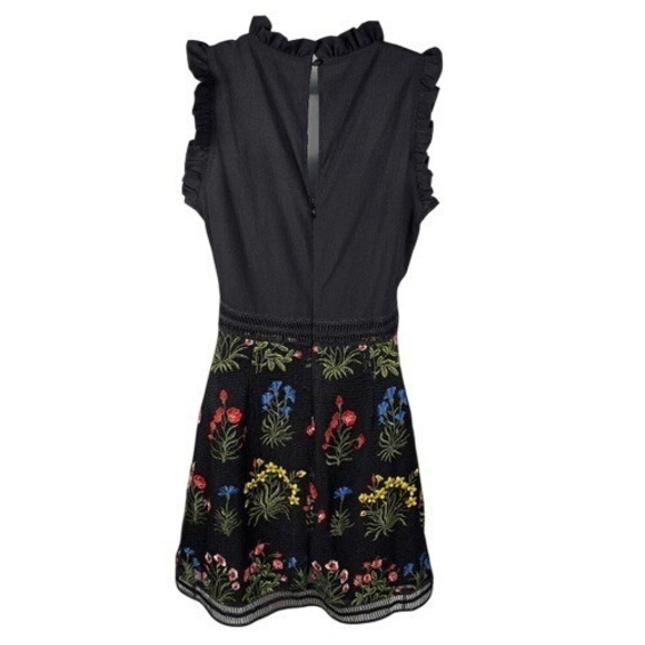 green emerald velvet dress Lucy Paris - April Midi Dress main image 0